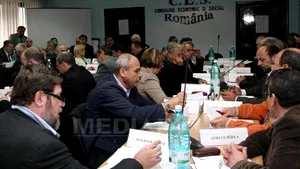 Sindicatele şi patronatele discută cu miniştrii Muncii şi Finanţelor despre scrisoarea către FMI