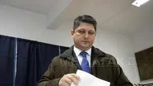 ALEGERI PREZIDENŢIALE 2014 - Corlăţean: Am votat cu gândul la fraţii noştri din Basarabia 