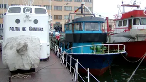 Mită între 500 şi 700 euro per container intrat în Portul Constanţa Sud: 3 lucrători vamali reţinuţi