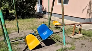 Controale la o grădiniță din Giurgiu, după ce o fetiță de 10 ani a fost grav accidentată