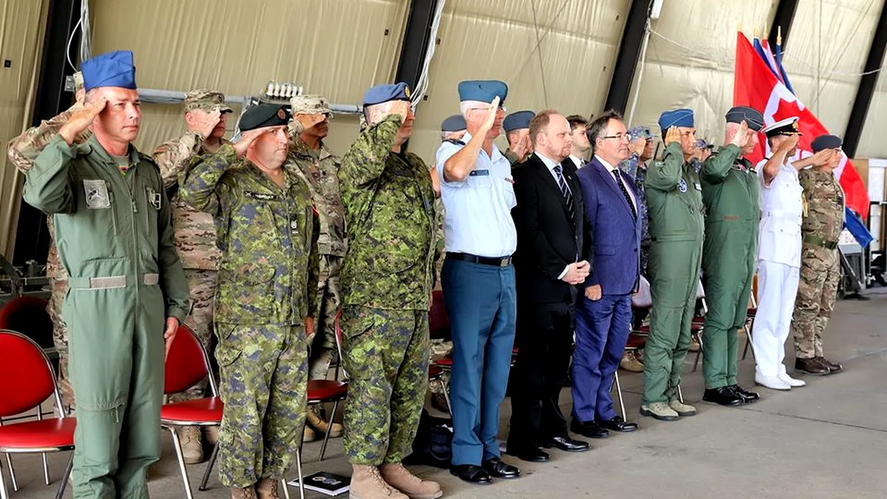 Spaţiul aerian al României, APĂRAT în comun cu RCAF. Rocadă între piloţii militari britanici şi cei canadieni 