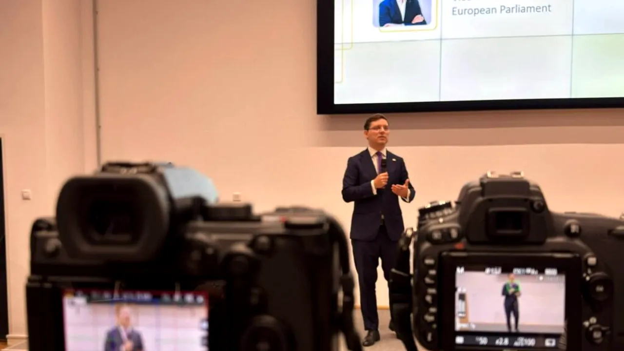 Victor Negrescu avertizează că România riscă să nu folosească integral cele 60,2 miliarde de euro estimate din fonduri europene
