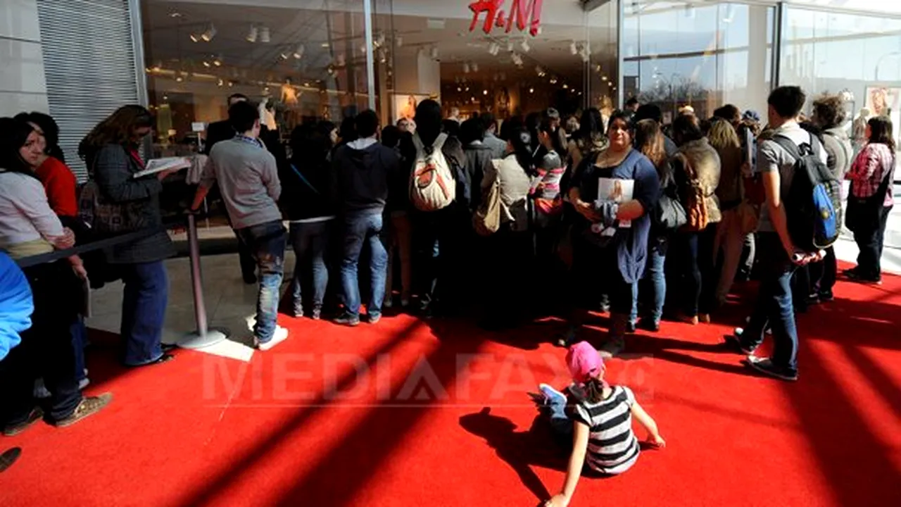 Profitul net al H&M a scăzut cu 30% în perioada decembrie-februarie