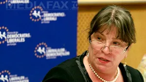 Norica Nicolai ameninţă PNL cu dizolvarea: Se califică? Întreb pentru un prieten din PNL