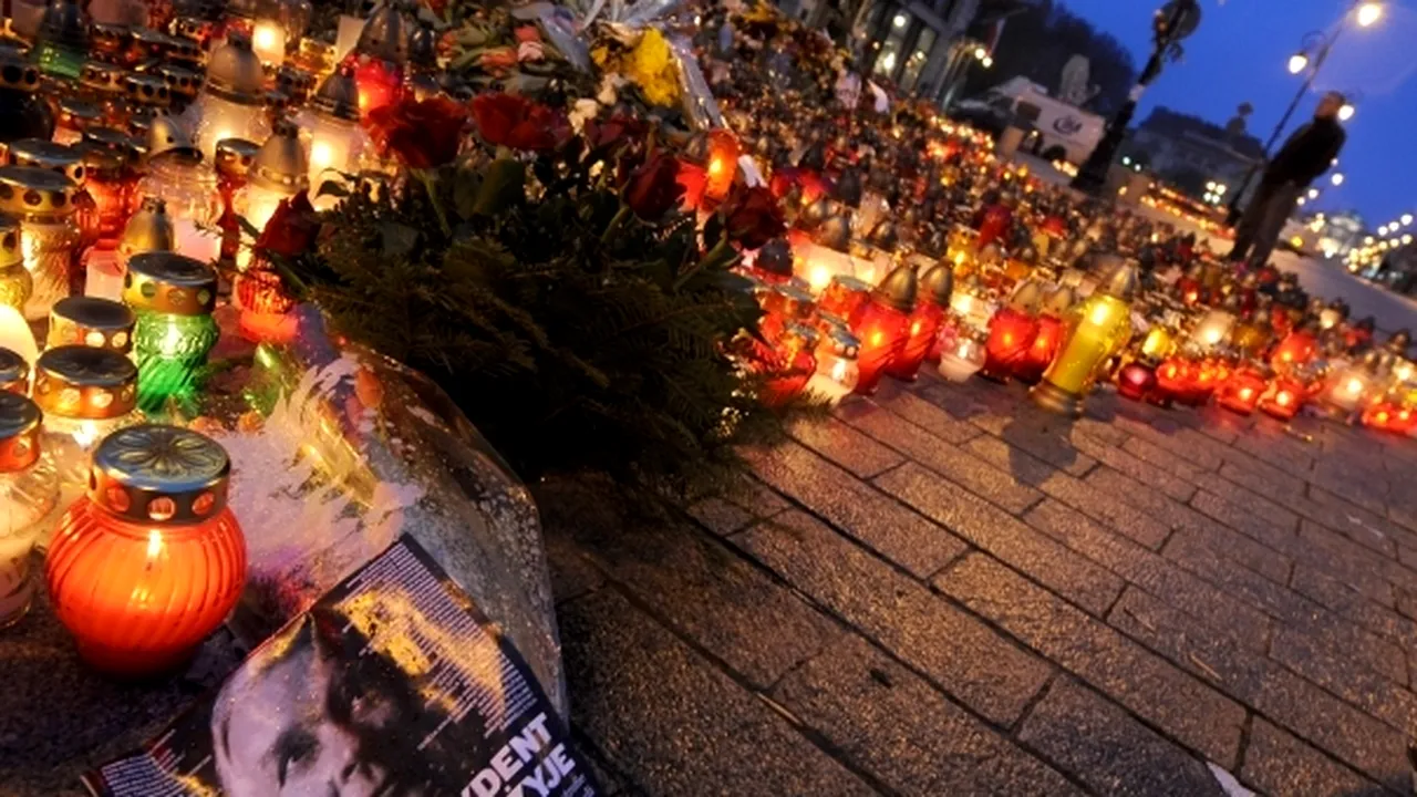 Polonia, unită după moartea tragică a preşedintelui Lech Kaczynski - VIDEO