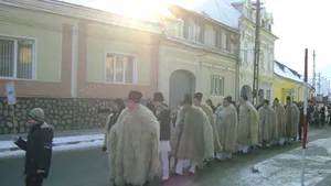 ANUL NOU la români se ţine cu petreceri de pomină, dar şi cu superstiţii şi urări