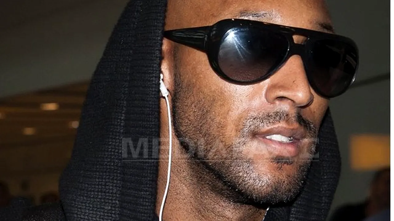 Anelka a plecat la Londra după excluderea din lotul Franţei de la CM