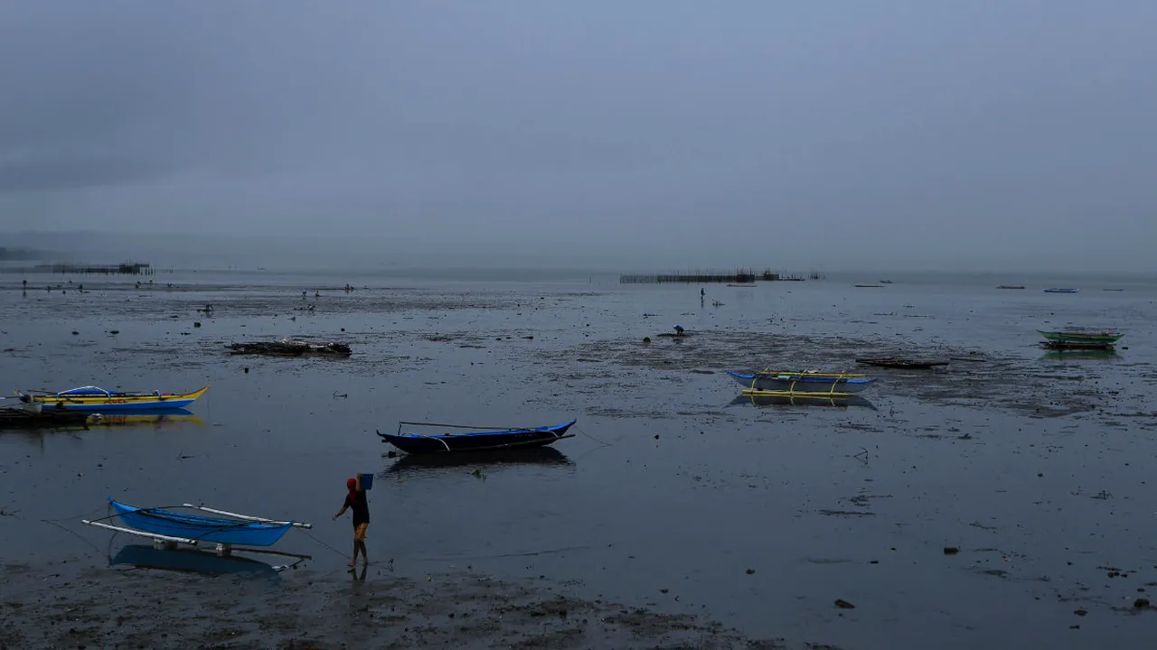 Natura se dezlănţuie. Cel puţin 31 de oameni au murit după o furtună în Filipine