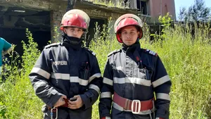 Eroii zilei, la Mina Vulcan. O persoană a fost salvată dintr-un spaţiu îngust, după prăbuşirea de la 10 metri înălţime într-un siloz