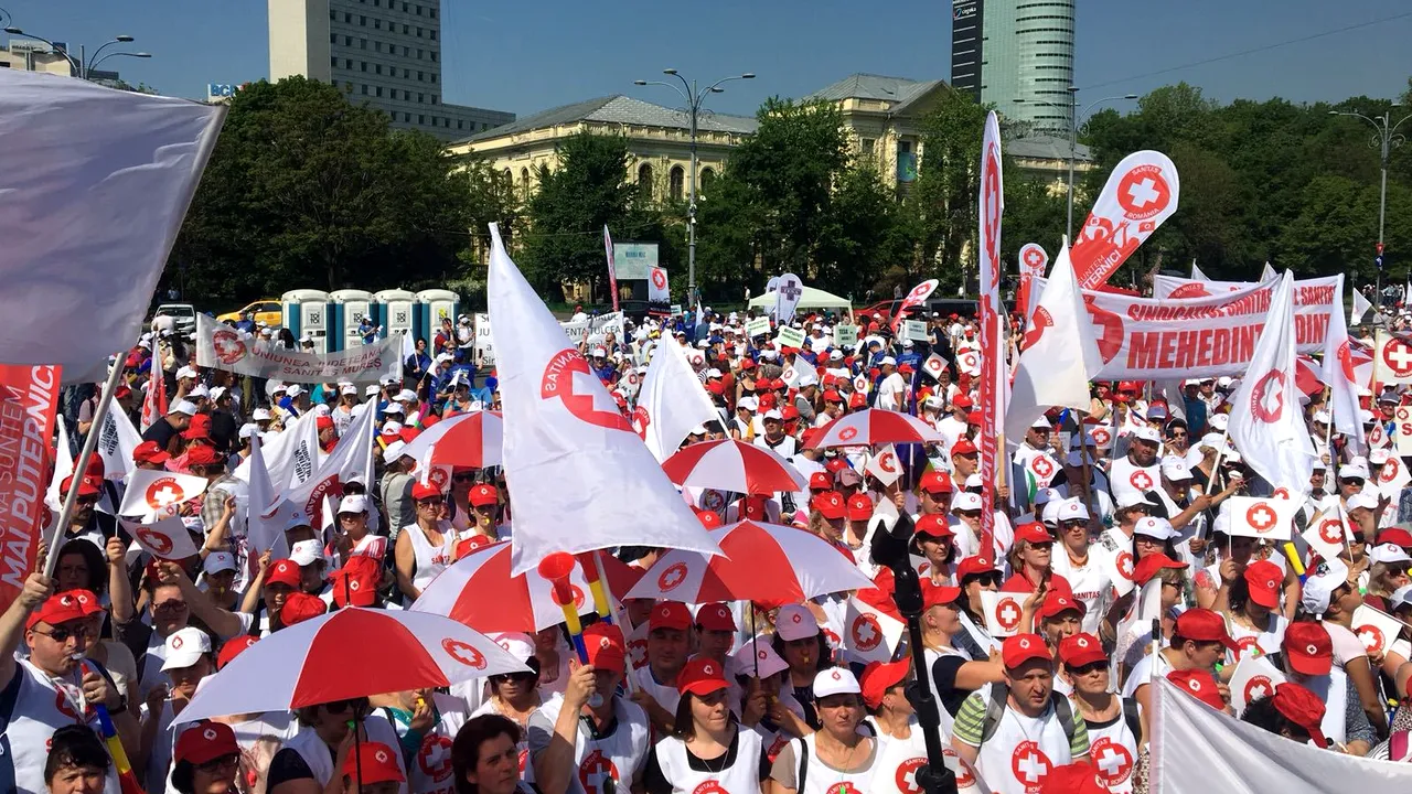 Federaţia Sanitas a strâns peste 50.000 de semnături pentru greva de avertisment. DATA de la care angajaţii din sănătate să intră în grevă generală