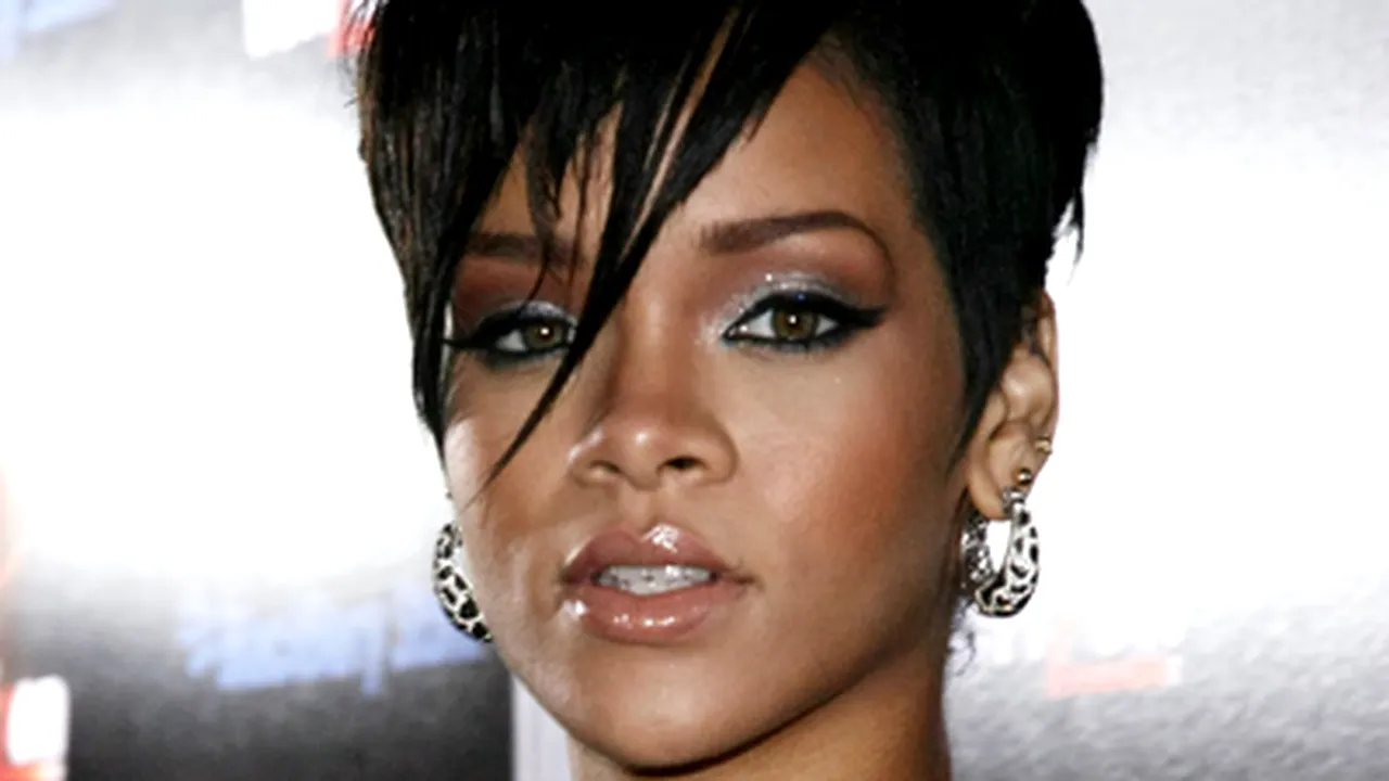 Rihanna îşi anunţă pe Twitter lansarea viitorului album