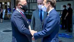 Emmanuel Macron a urmărit, alături de un român, primele confruntări de la Jocurile Olimpice 