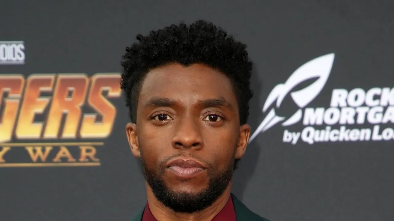 Chadwick Boseman, actorul care l-a jucat pe Black Panther, a murit la 43 de ani