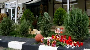 Senatorul Cezar Măgureanu, care apare în înregistări de la o petrecere a clanului 