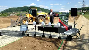 FOTO Mitiska Reim a început lucrările la primul retial park din Bistriţa: Vor fi create sute de noi locuri de muncă
