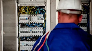 Avarie de proporţii la Galaţi: zeci de mii de gălăţeni au rămas fără curent electric şi fără apă