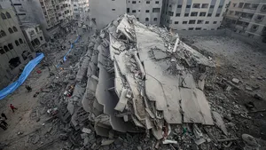 Israel afirmă că a lovit 800 de ţinte Hamas în Fâşia Gaza