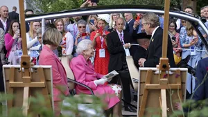 Marea Britanie se pregăteşte de sărbătoare. Urmează Jubileul de platină al Reginei Elisabeta