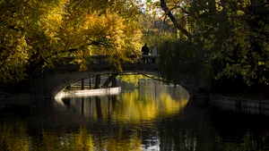 Vremea se menţine caldă până la finalul lunii septembrie şi se va răcori după 1 octombrie