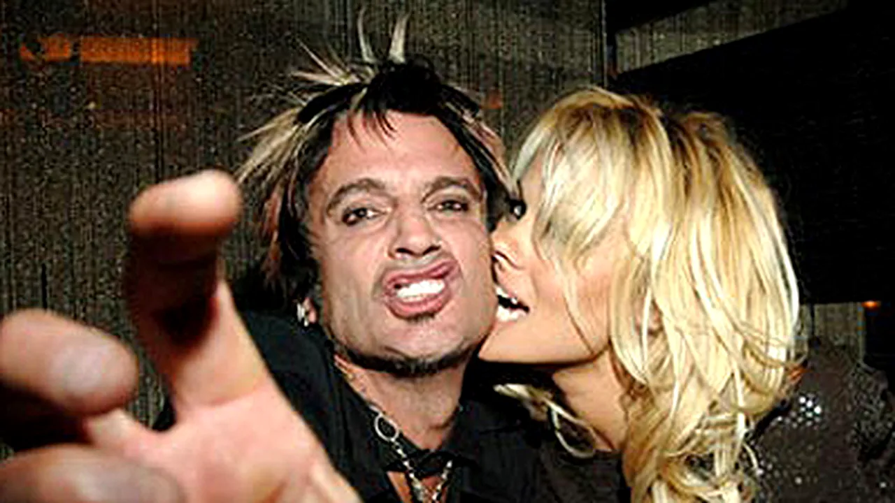 Pamela Anderson s-a împăcat cu Tommy Lee