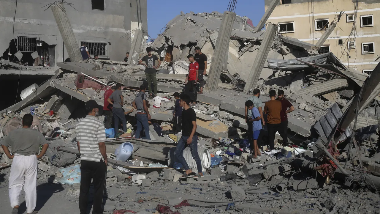 Război Israel - Hamas. Luptele au fost reluate, după ce cele două părţi nu au reuşit să prelungească armistiţiul. Lupte intense în Gaza