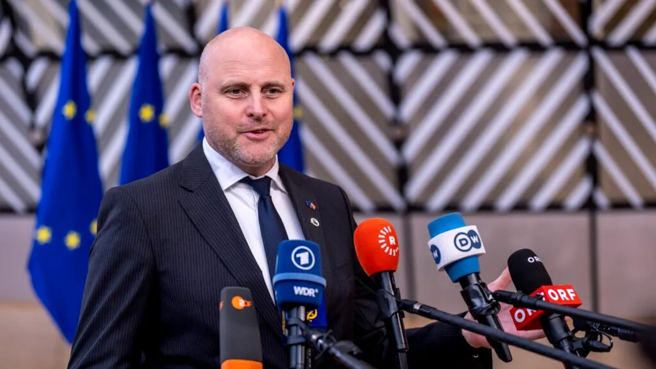 Vladimir Putin intensifică războiul hibrid împotriva Letoniei pentru că „pierde în Ucraina”, acuză premierul leton
