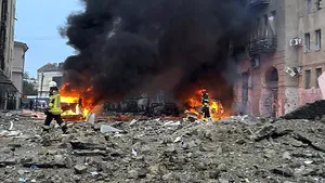 Războiul din Ucraina, ziua 616. Ruşii atacă civilii ucraineni. Kremlinul neagă şi susţine că au vizat obiective militare