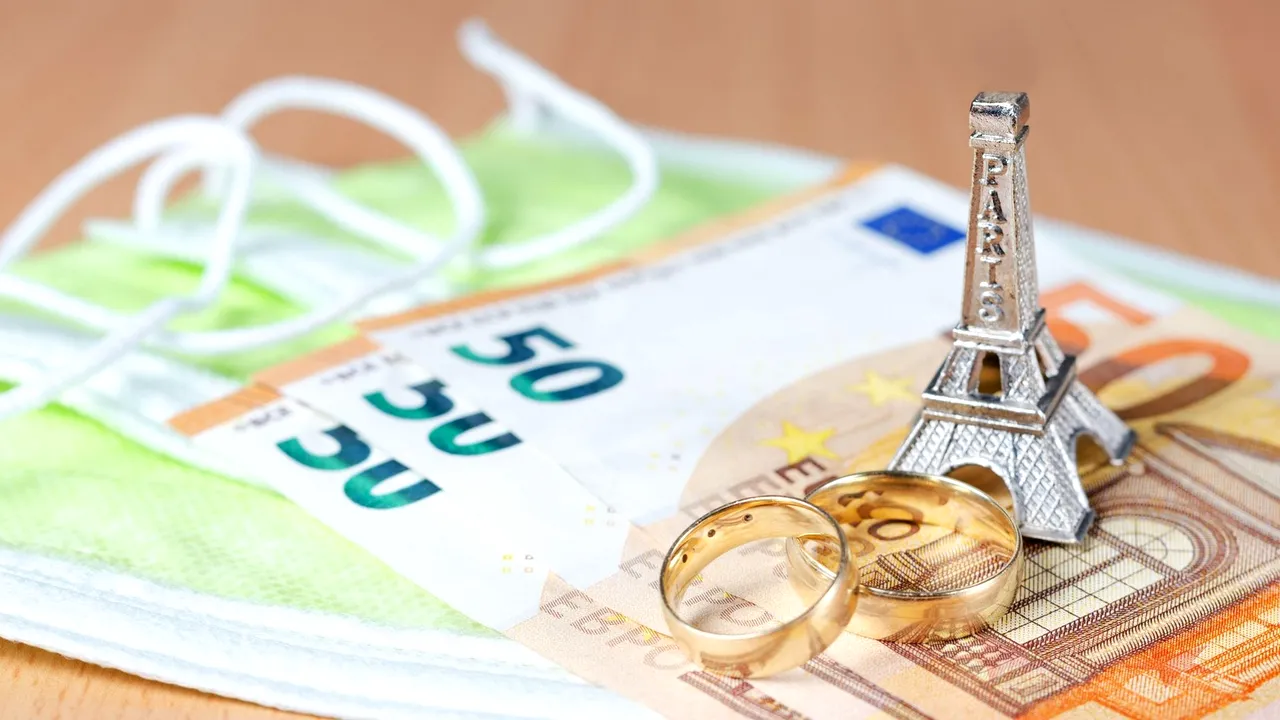 Lockdown vs Economie. Cât costă o oră de carantină în Franţa. Perpectivele privind creştere economică a Franţei au fost revizuite