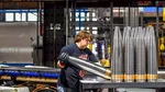 Ucraina trece la pasul următor: Va permite exportul armelor produse pe plan intern pentru prima dată de la debutul războiului