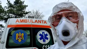 Dr. Tudor Ciuhodaru atenţionează că virusul SARS-CoV-2 rezistă minim 30 de minute în aer după eliminarea sursei infecţiei şi peste cinci zile pe piele