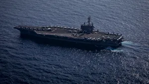 Administraţia SUA prelungeşte misiunea unui portavion în Mediterană, ca reacţie la atacuri în Siria