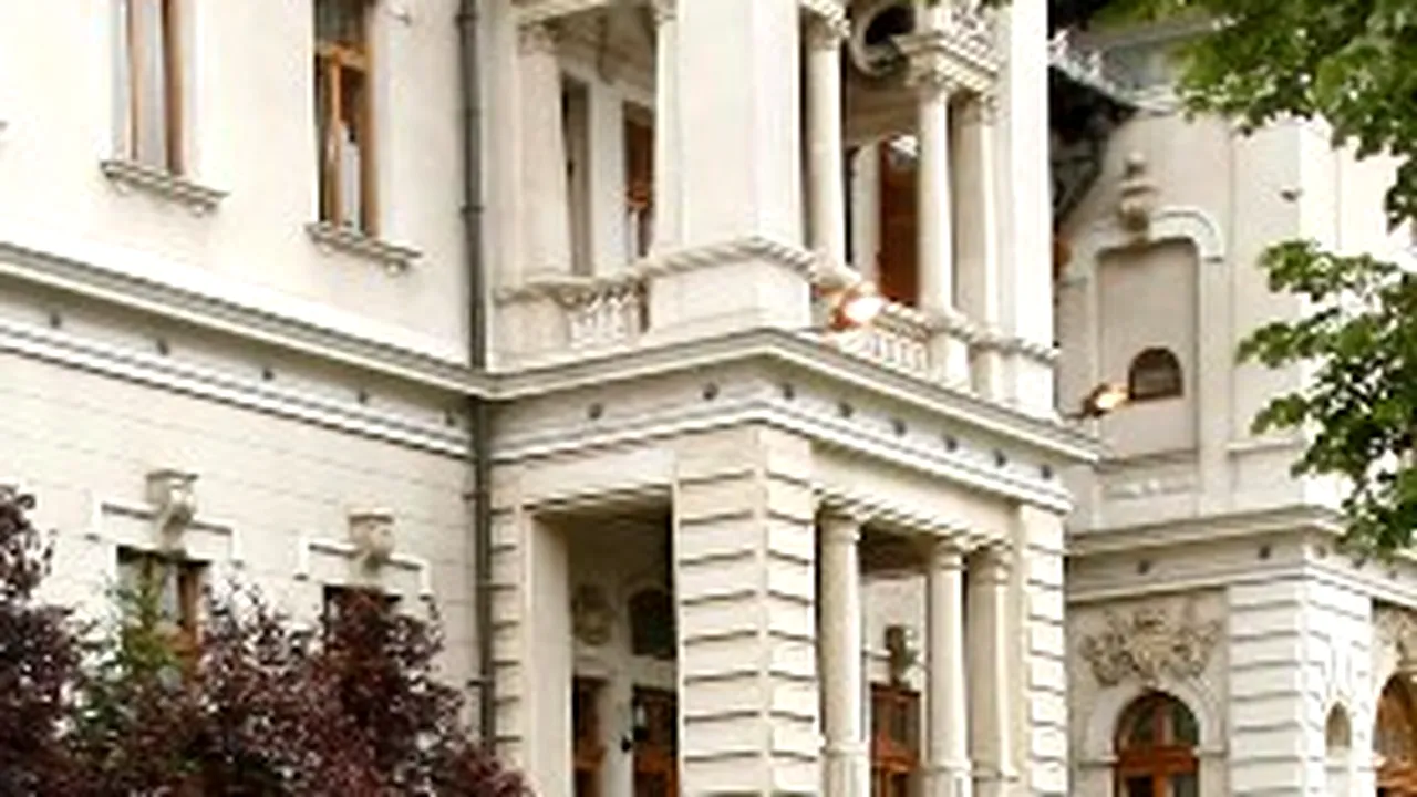 FOCUS: Zi lungă la Cotroceni - Peste 40 de mii de oameni au trecut pe la Palat, conform gazdelor