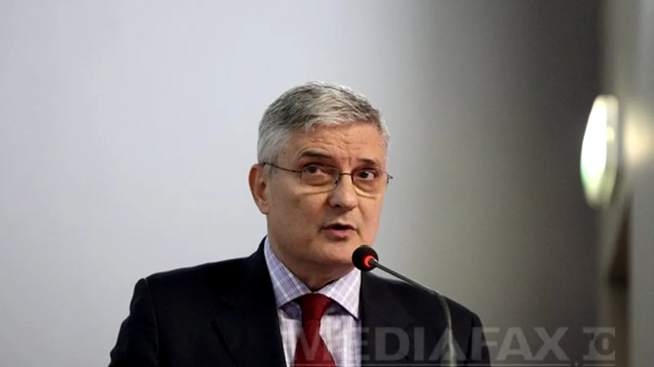Daniel Dăianu se retrage din postul de consilier de stat al premierului Ponta din motive personale