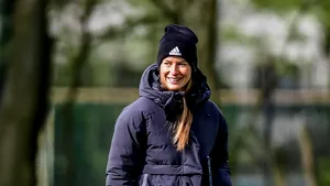 Marie-Louise Eta devine prima femeie antrenor secund din istoria Bundesligii 