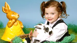 PAŞTE - vechi ritualuri de primenire şi înnoire, bucate alese şi cadouri aduse de Iepuraş