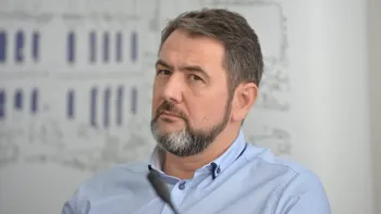 EDUCAȚIE „Ne gândim la controale în ghiozdane”. Ministrul Educației propune măsuri dure în școli, după atacul din Bistrița