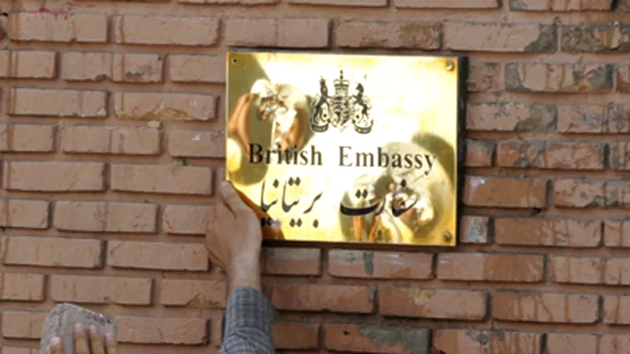 Londra salută eliberarea ultimului angajat iranian al ambasadei britanice, arestat la Teheran