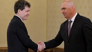 Președintele Nicușor Dan și premierul interimar Ilie Bolojan stau în același hotel la Bruxelles