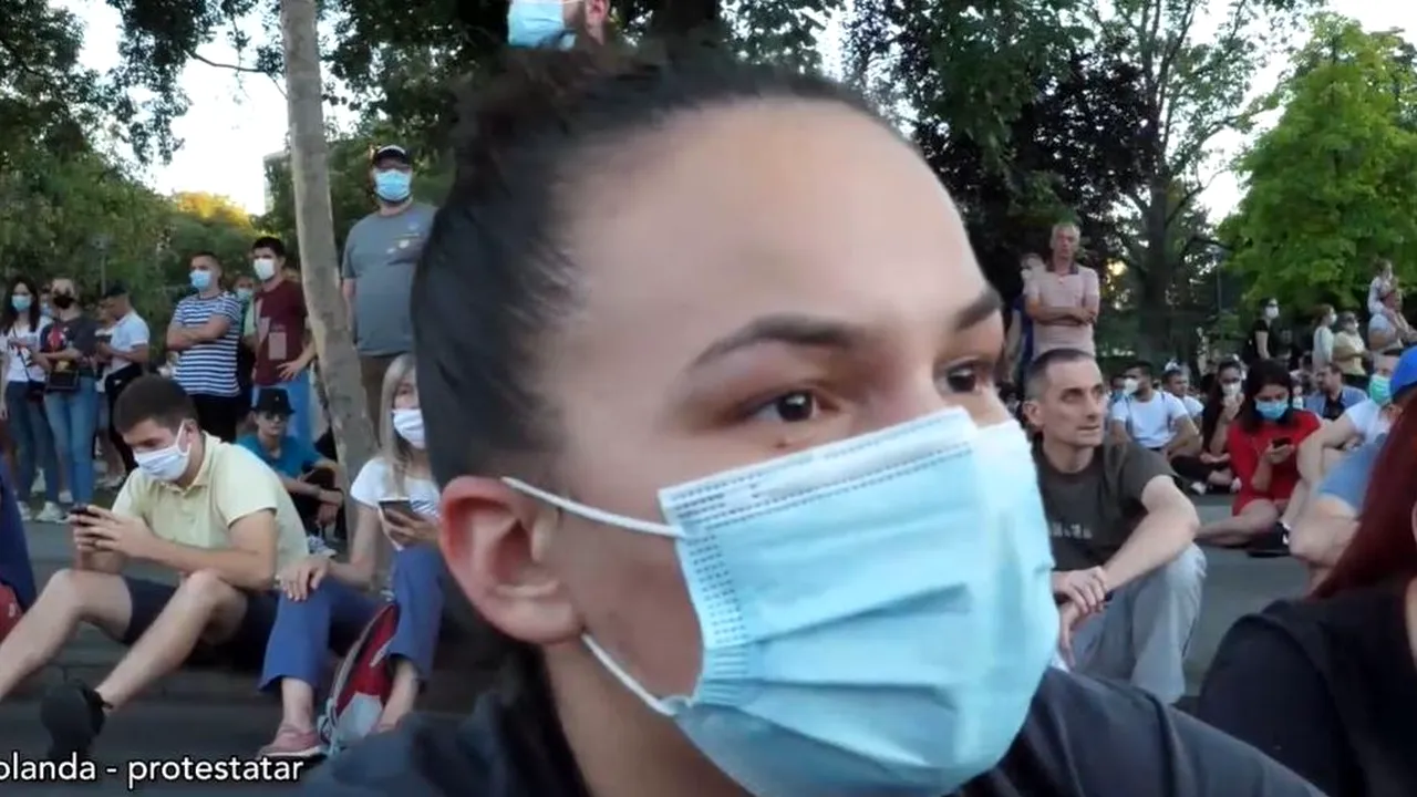 VIDEO O nouă zi de proteste în Belgrad: Paul şi Iolanda au ieşit în stradă să îşi apere drepturile şi libertăţile 