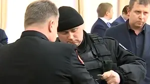 Doi oficiali ucraineni, arestaţi pentru corupţie în timpul unei reuniuni guvernamentale televizate - VIDEO