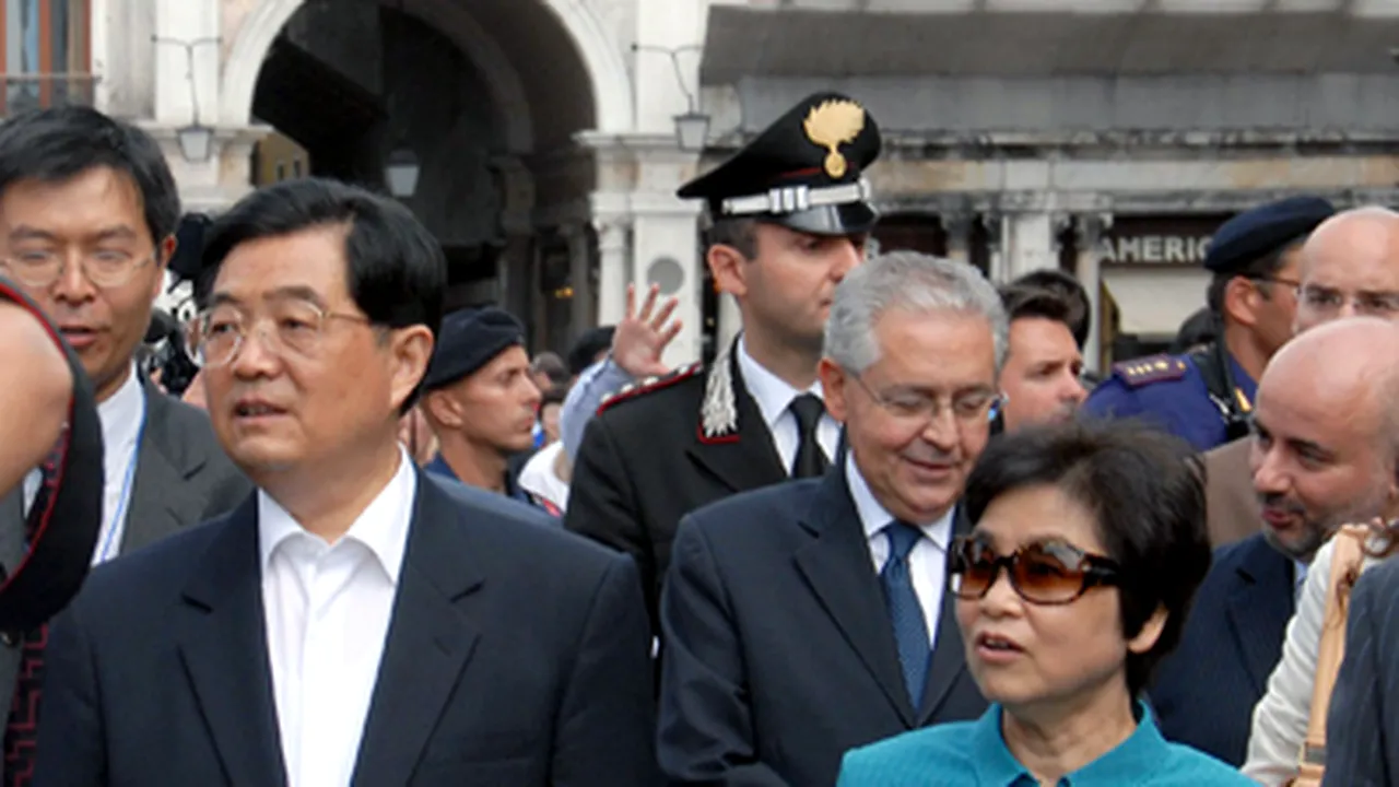 Preşedintele chinez îşi întrerupe vizita în Italia din cauza violenţelor din Xinjiang