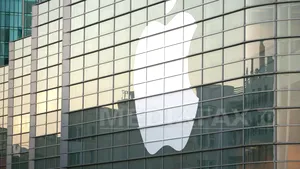 Reţeaua Apple, atacată de hackerii care au vizat Facebook