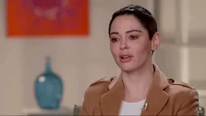 Actrița și activista Rose McGowan revine în muzică și actorie