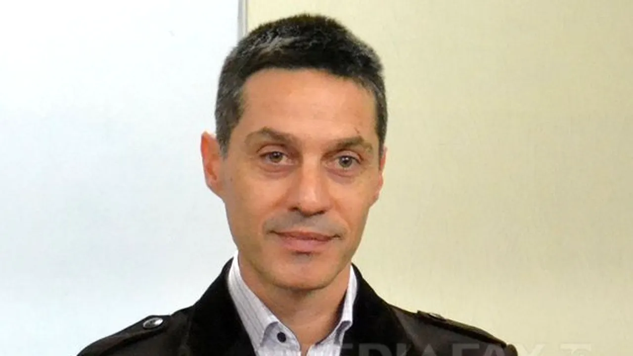 Fratele lui Radu Mazăre, condamnat la 3 ani de închisoare, dat în urmărire naţională. Poliţiştii nu l-au găsit acasă