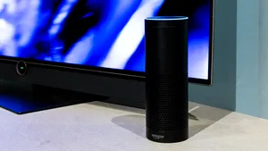 Inteligenţa artificială, „deranjată” de o inexactitate. Alexa intervine în discursul unui director | VIDEO