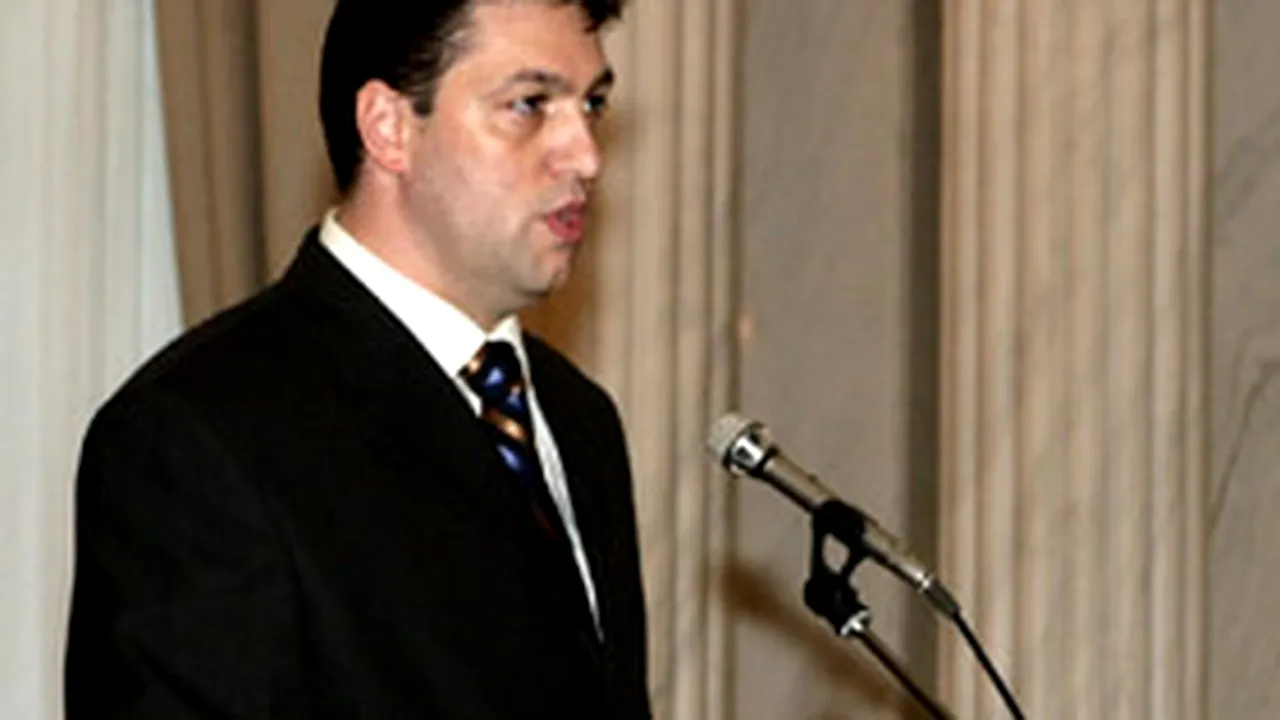 Comisia juridică a Senatului cere SRI explicaţii privind deţinătorii de tehnică de interceptare