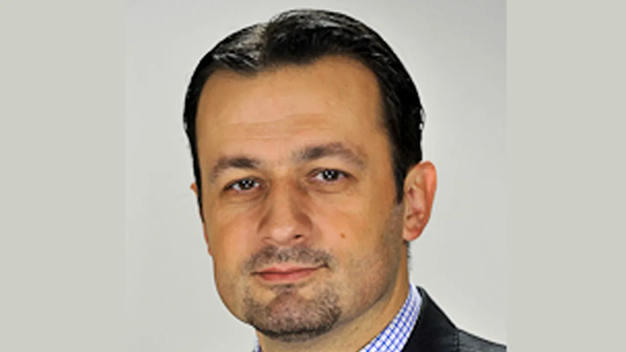 Senator PNL: Guvernul trebuie remaniat, sunt câţiva miniştri care dau semne de îmbătrânire prematură