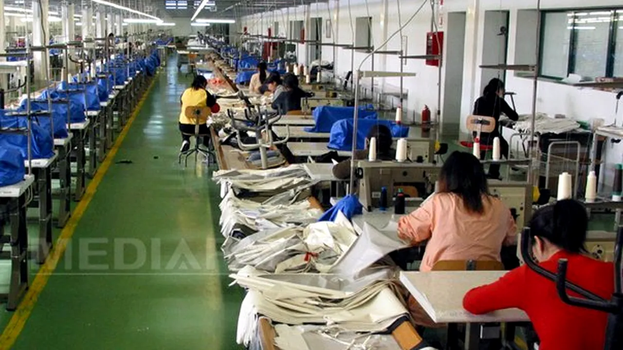 Fabricile de confecţii ale marilor branduri revin spre Europa odată cu creşterea salariilor în China