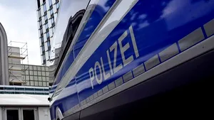 Cincisprezece poliţişti, răniţi la un festival de muzică în Germania