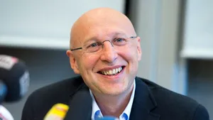 Preşedintele Academiei Române: Cercetarea lui Stefan Hell, un pas uriaş pentru că a spart o barieră